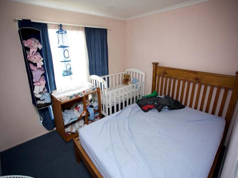 153 Aquarius Drive, Kingston QLD 4114