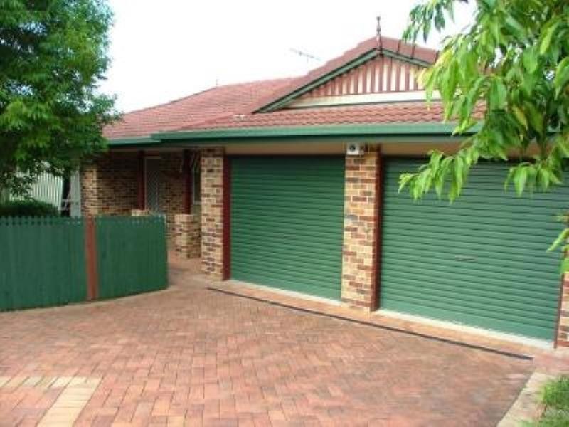 2 Andree Place, Wishart QLD 4122