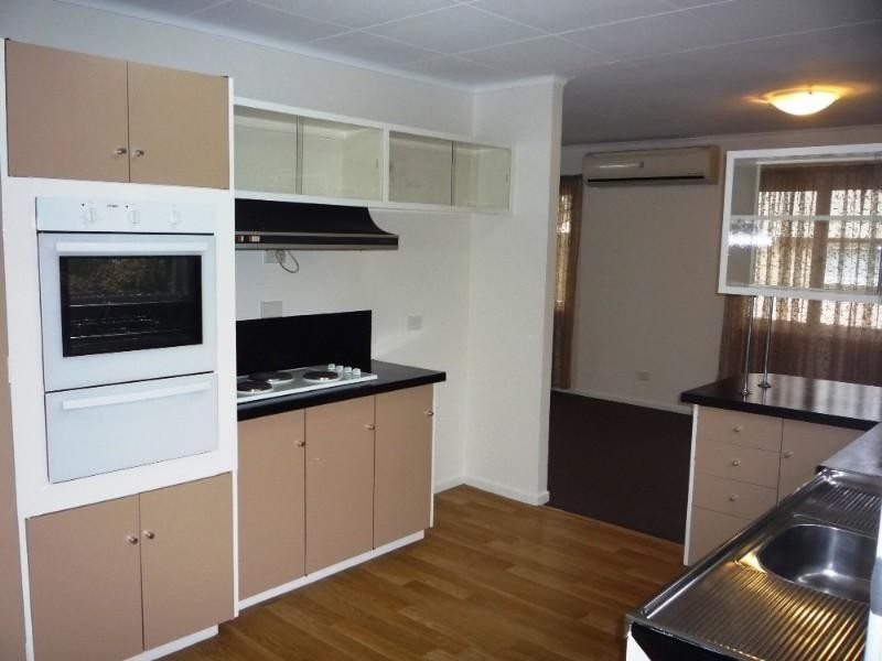 50 Grout Street, Macgregor QLD 4109