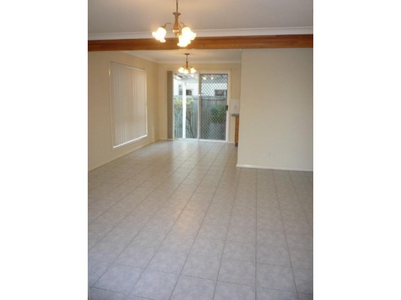 19/19 Likala Street, Wishart QLD 4122