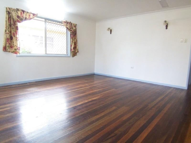 43 Pinelands Road, Sunnybank Hills QLD 4109