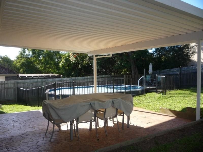 102 Marshall Road, Holland Park West QLD 4121