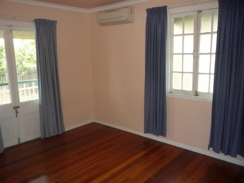 32 Dykes Street, Mount Gravatt East QLD 4122