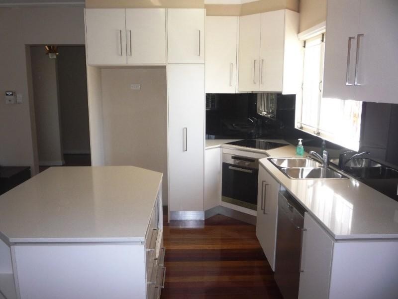 75 Somerfield Street, Upper Mount Gravatt QLD 4122