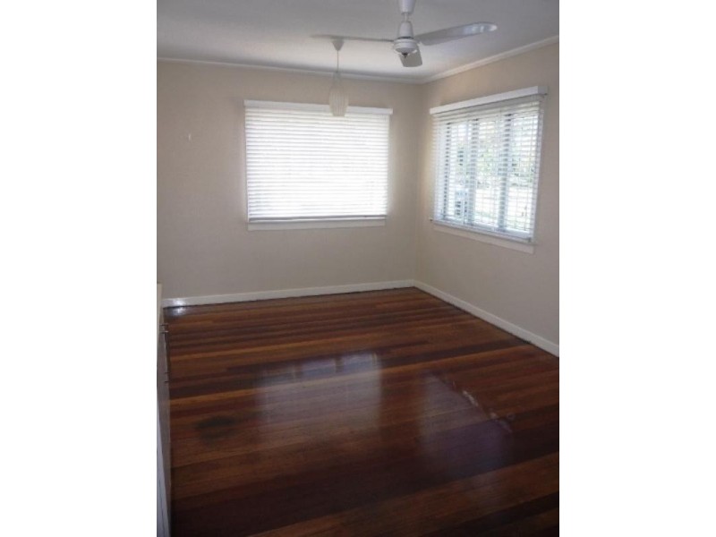 75 Somerfield Street, Upper Mount Gravatt QLD 4122