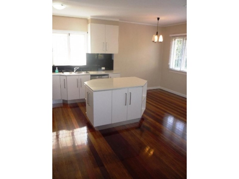 75 Somerfield Street, Upper Mount Gravatt QLD 4122