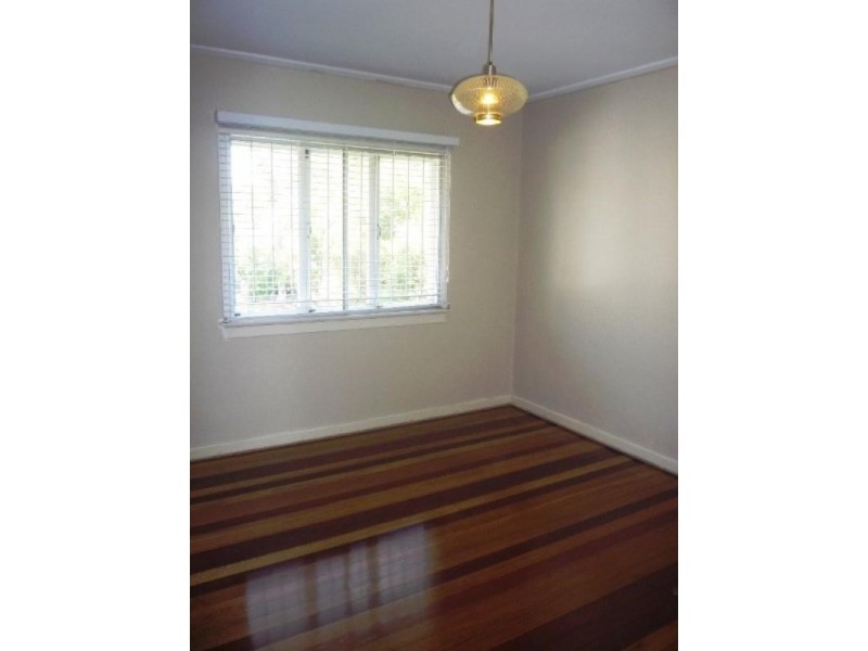 75 Somerfield Street, Upper Mount Gravatt QLD 4122