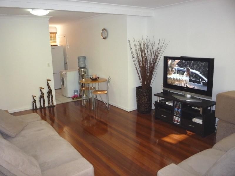 5/9 Bedser Street, Macgregor QLD 4109