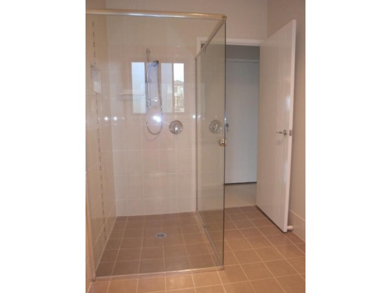 4 Leonardo Place, Eight Mile Plains QLD 4113