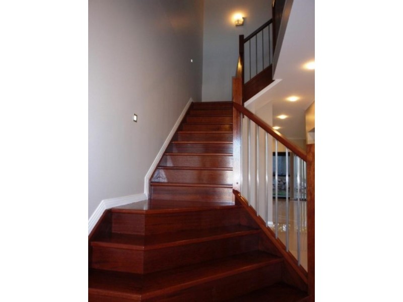 4 Leonardo Place, Eight Mile Plains QLD 4113