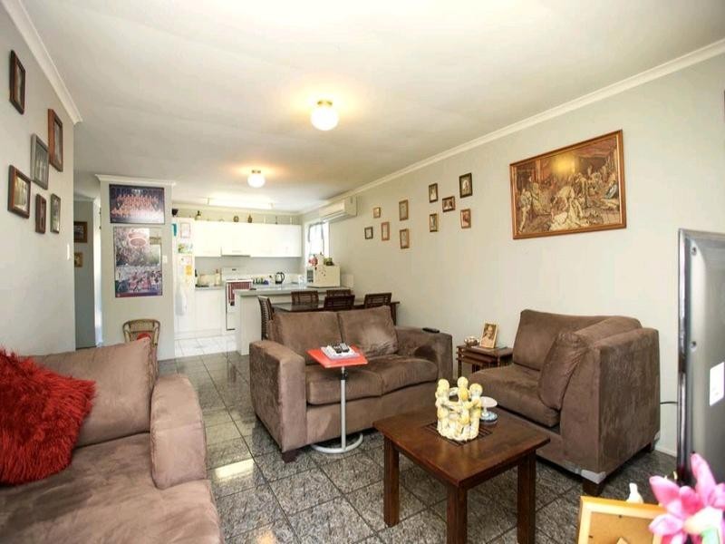 10/10 Rowe Close, Wishart QLD 4122