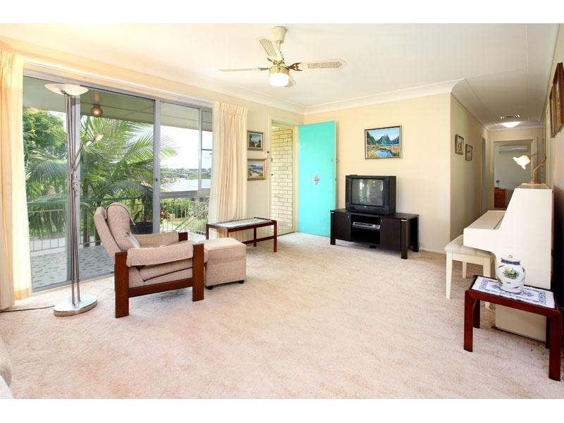 7 Menkira Street, Mansfield QLD 4122