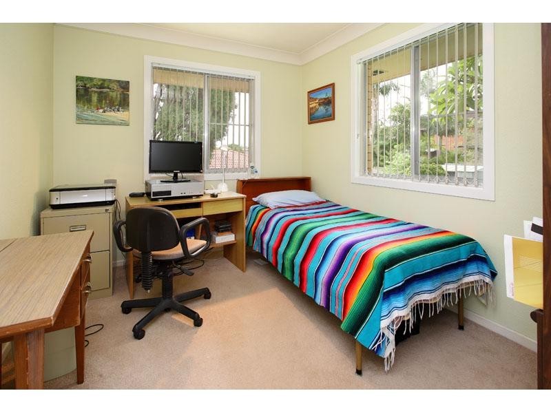 7 Menkira Street, Mansfield QLD 4122