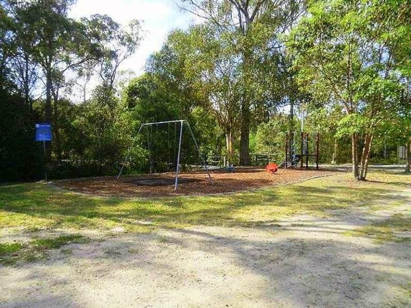 9 Freesia Street, Macgregor QLD 4109