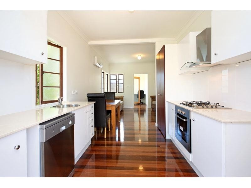 63 Ballarat Street, Mount Gravatt East QLD 4122