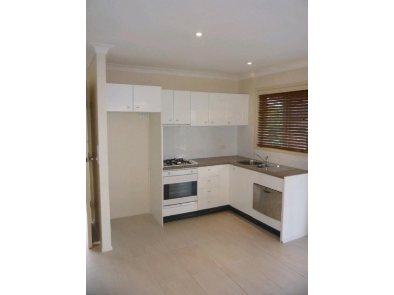 1/18 Swain Street, Holland Park West QLD 4121