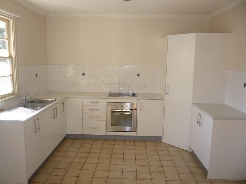 15 Pond Street, Mount Gravatt East QLD 4122