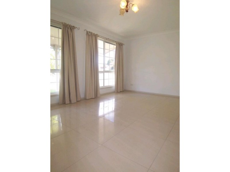 2 Malinya Street, Wishart QLD 4122