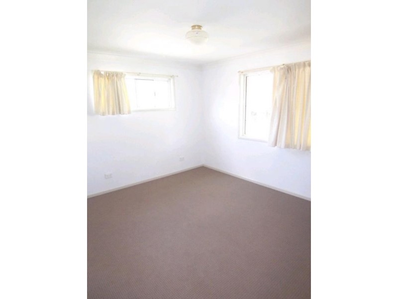 2 Malinya Street, Wishart QLD 4122