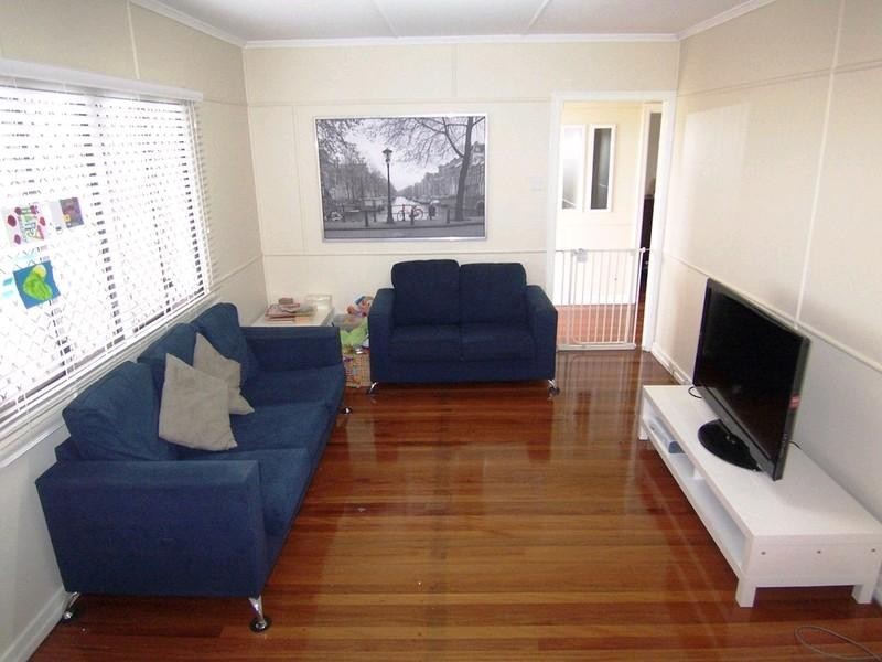 62 Lindwall Street, Upper Mount Gravatt QLD 4122