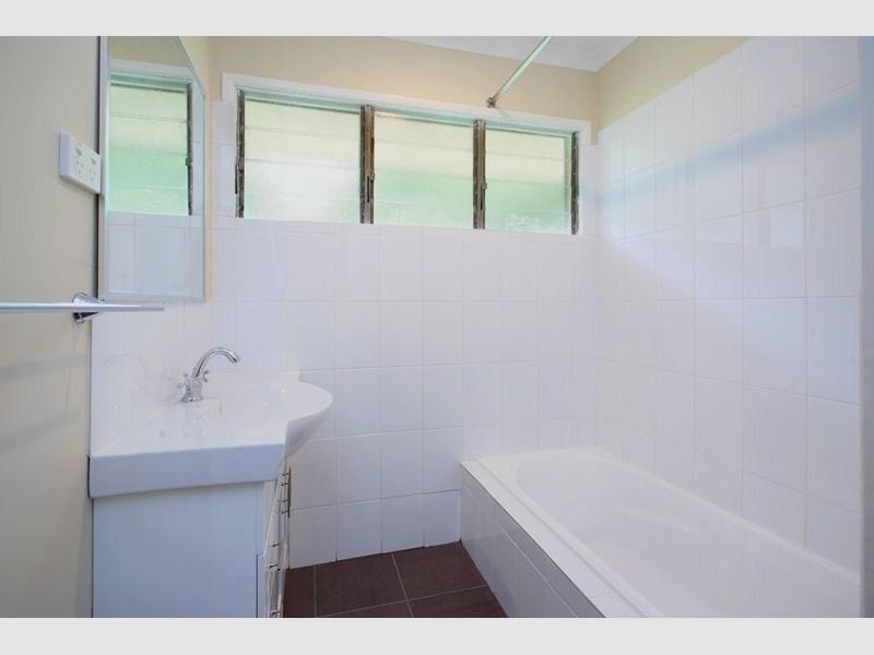 45 Arura Street, Mansfield QLD 4122