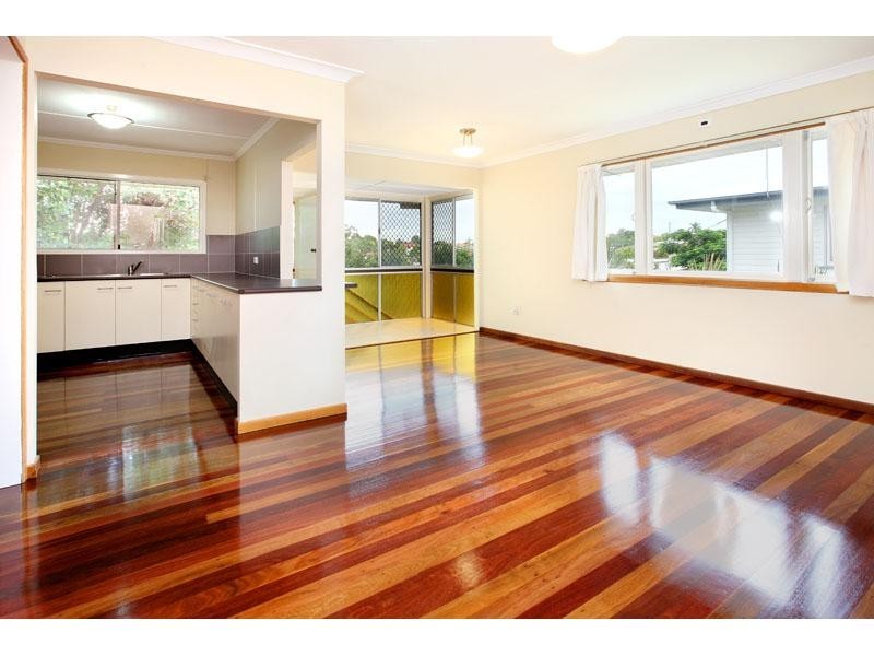 45 Arura Street, Mansfield QLD 4122