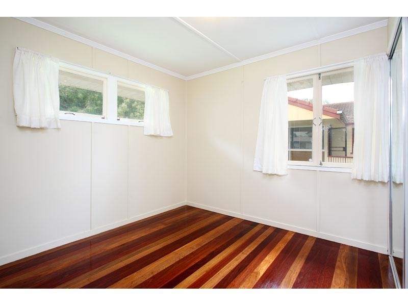 45 Arura Street, Mansfield QLD 4122