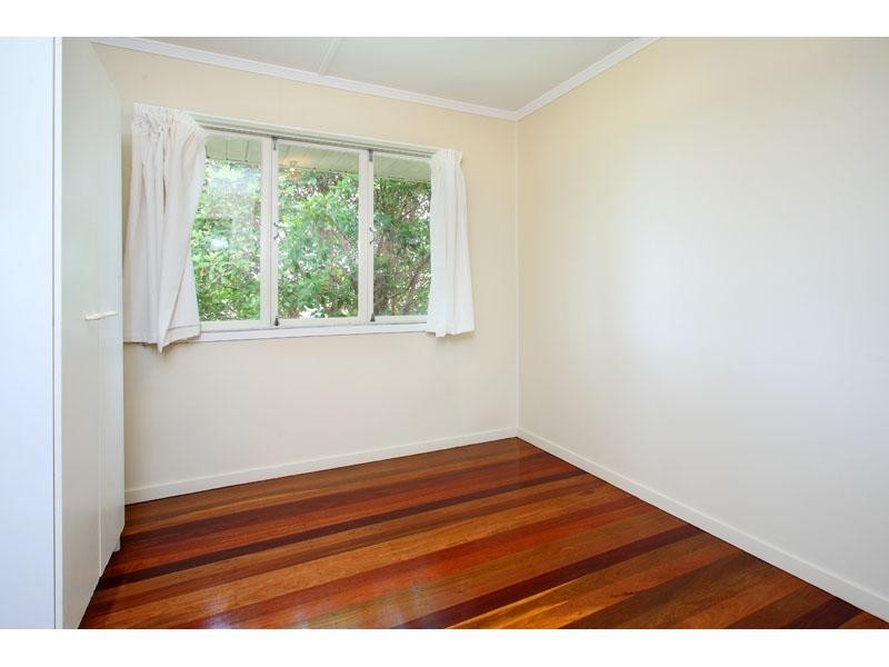 45 Arura Street, Mansfield QLD 4122