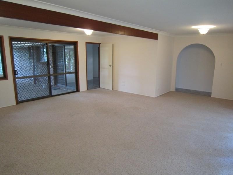 28 Mannetto Street, Wishart QLD 4122