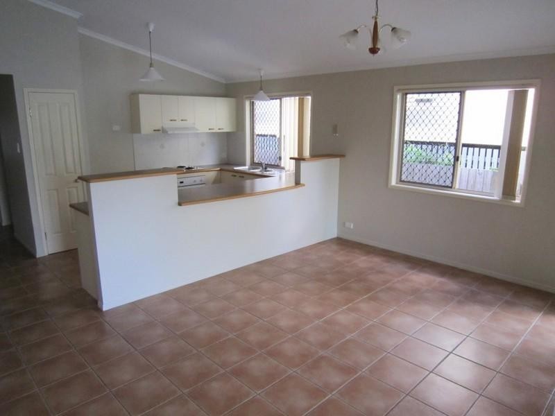 63 Kempsie Road, Upper Mount Gravatt QLD 4122