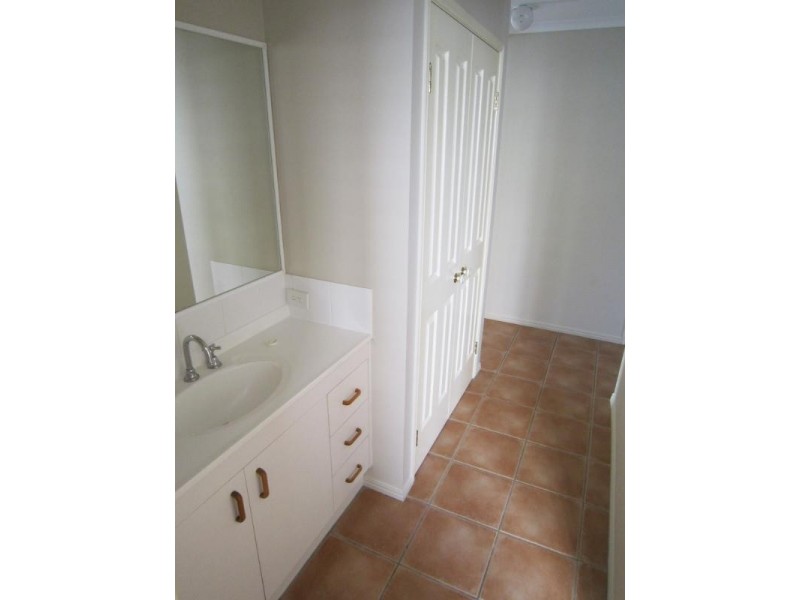 63 Kempsie Road, Upper Mount Gravatt QLD 4122