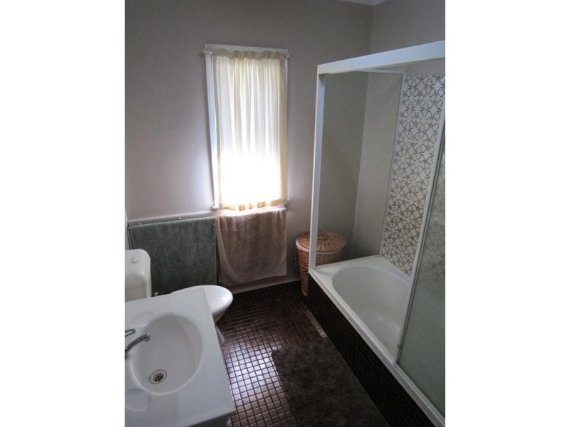 56 Amega Street, Mount Gravatt East QLD 4122