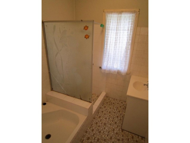 72 Gallipoli Road, Carina Heights QLD 4152