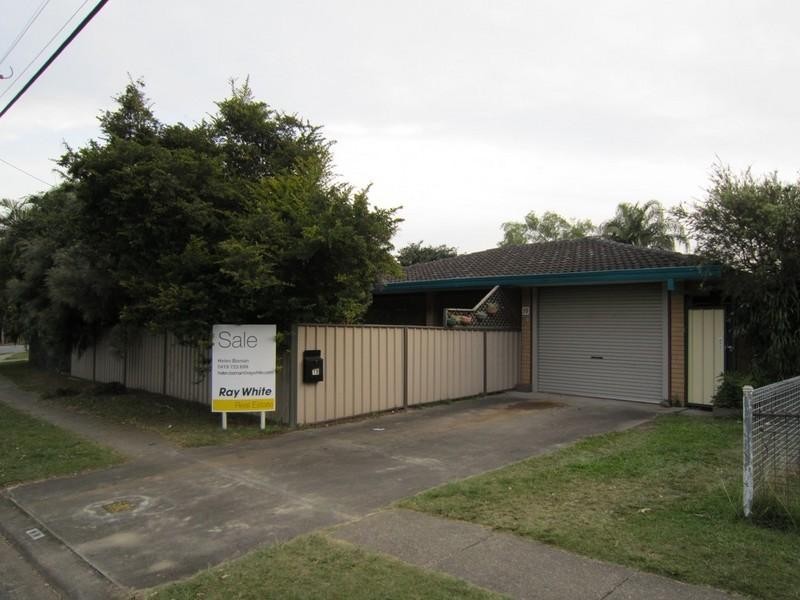 19 Springfield Street, Macgregor QLD 4109