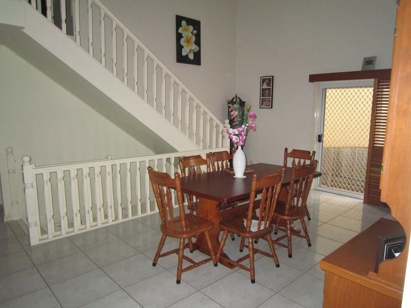 38 Greenwood Street, Wishart QLD 4122