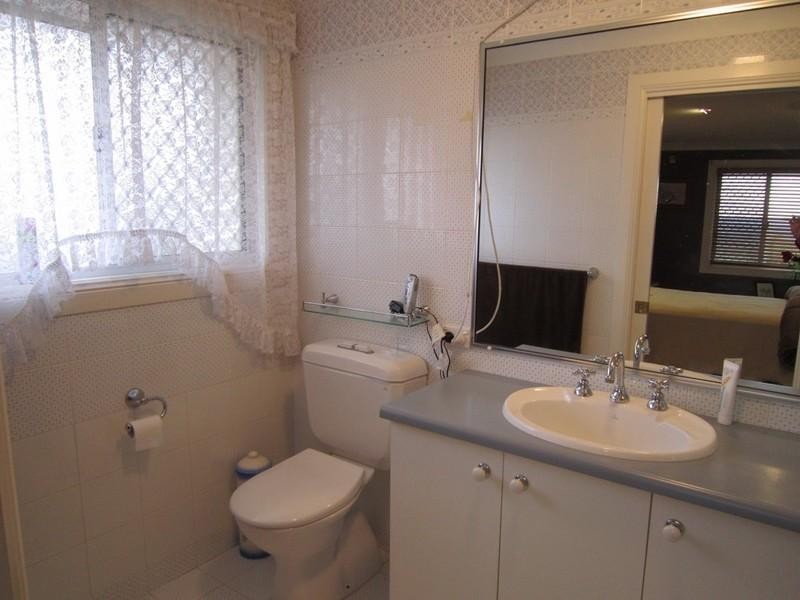 38 Greenwood Street, Wishart QLD 4122