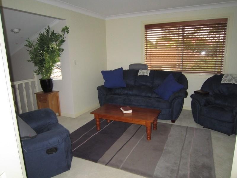 38 Greenwood Street, Wishart QLD 4122