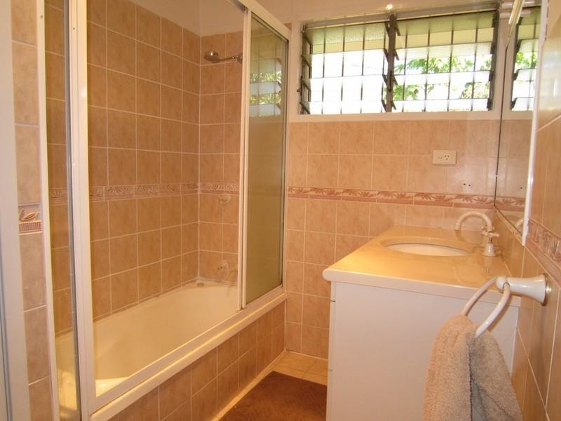 17 Biplex Street, Mansfield QLD 4122