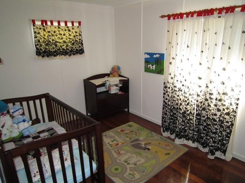 17 Biplex Street, Mansfield QLD 4122