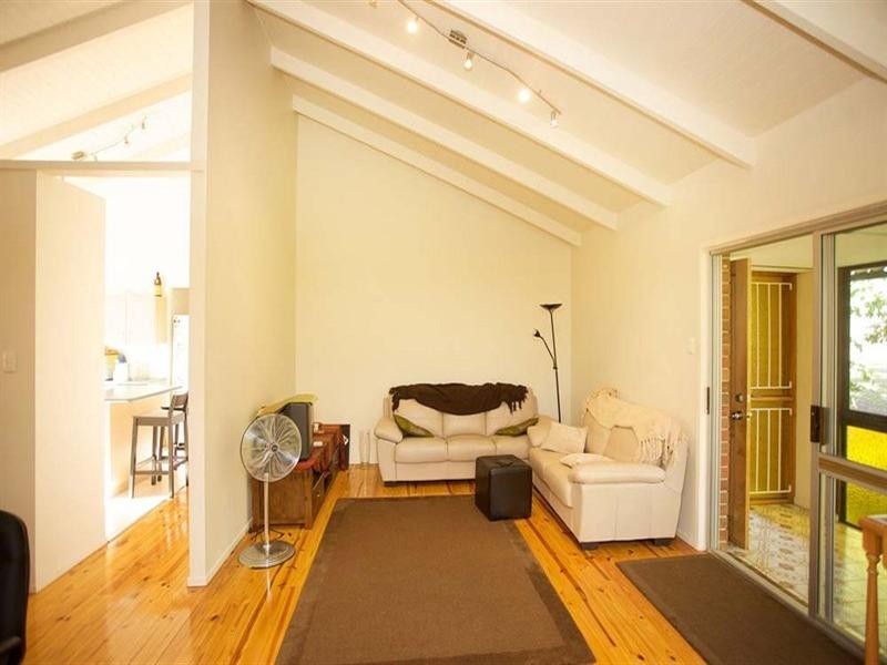 4 Wunulla Street, Mount Gravatt East QLD 4122