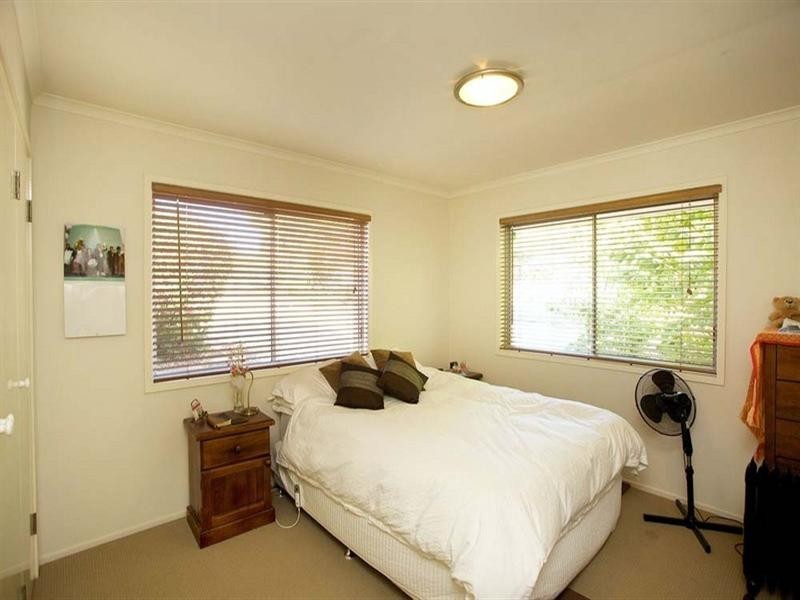 4 Wunulla Street, Mount Gravatt East QLD 4122