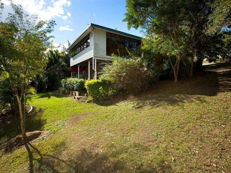4 Wunulla Street, Mount Gravatt East QLD 4122