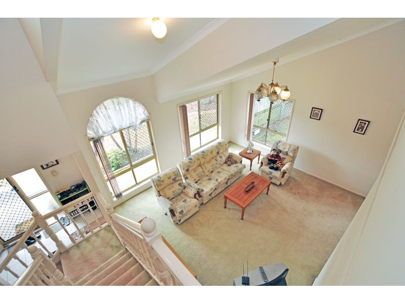 13 Ironbark Place, Calamvale QLD 4116