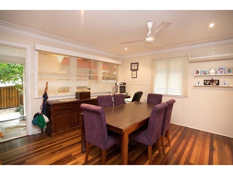 9 Newnham Road, Mount Gravatt East QLD 4122