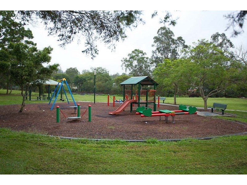 9 Newnham Road, Mount Gravatt East QLD 4122