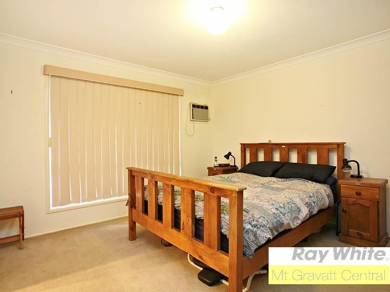 17 Romanette Street, Mansfield QLD 4122