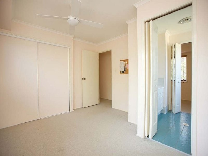 31 Mindona Street, Wishart QLD 4122