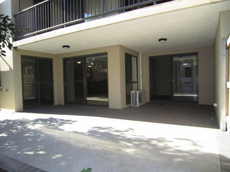 8/6 Omeo Street, Macgregor QLD 4109