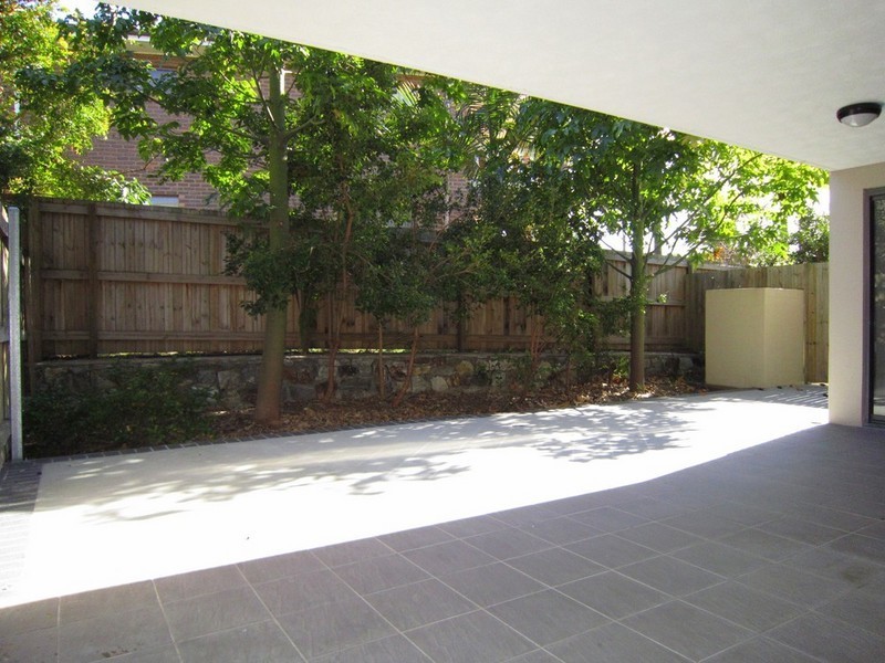 8/6 Omeo Street, Macgregor QLD 4109