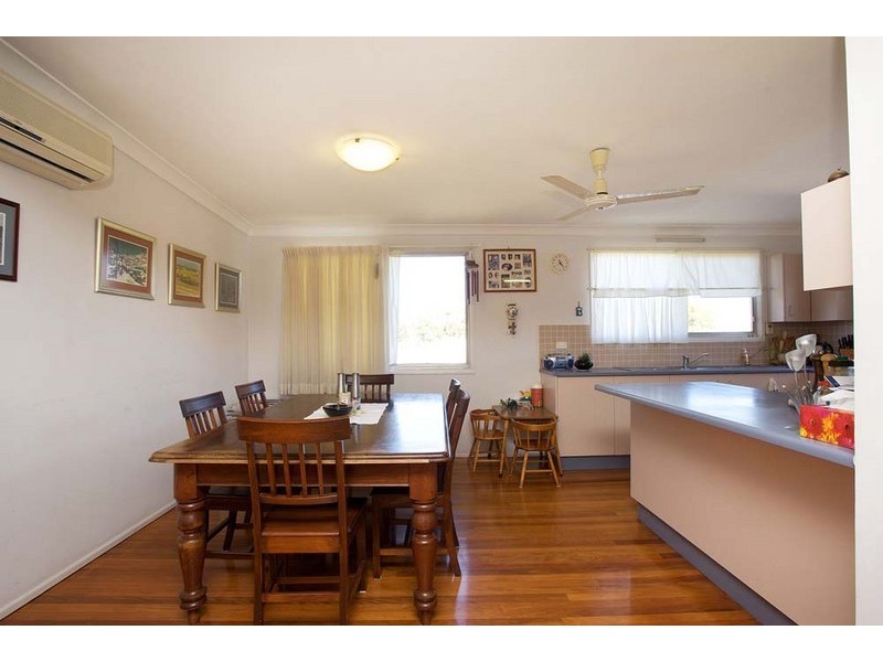 28 Menkira Street, Mansfield QLD 4122